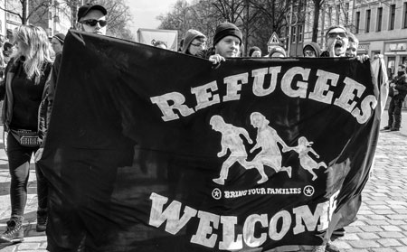 Wähle mit der Maus ein Dia aus